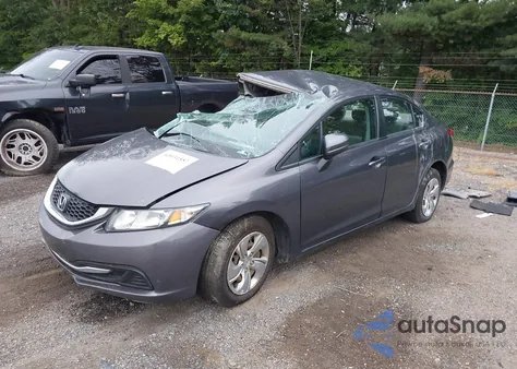 2015 Honda Civic Lx z USA, uszkodzony, nr VIN 19XFB2F52FE115959